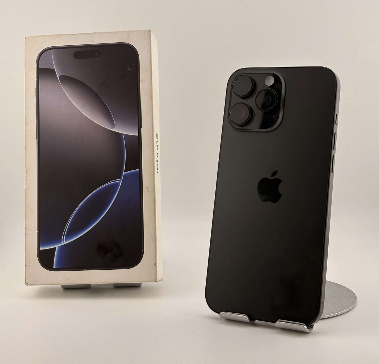 iPhone 16 Pro Max 256GB Usato - immagine 2