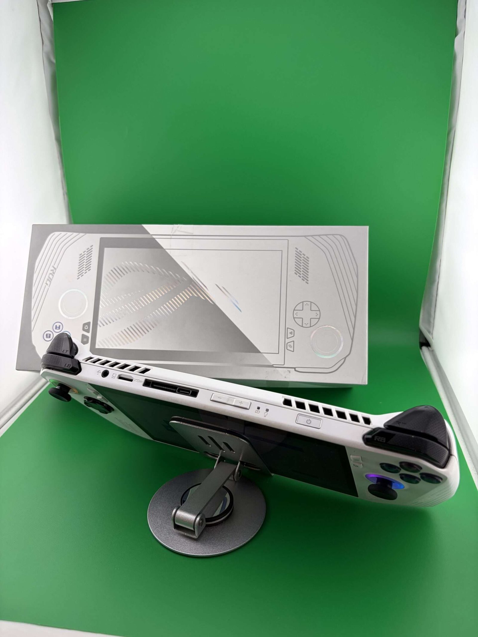 ASUS ROG Ally RC71L Gaming Console Usato - immagine 8