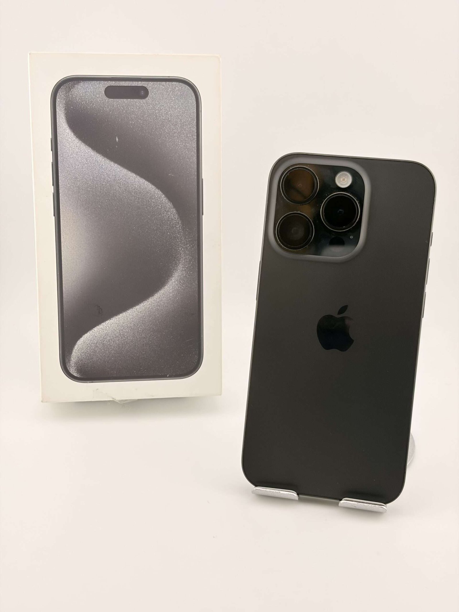 iPhone 15 Pro - 128GB Usato - immagine 2