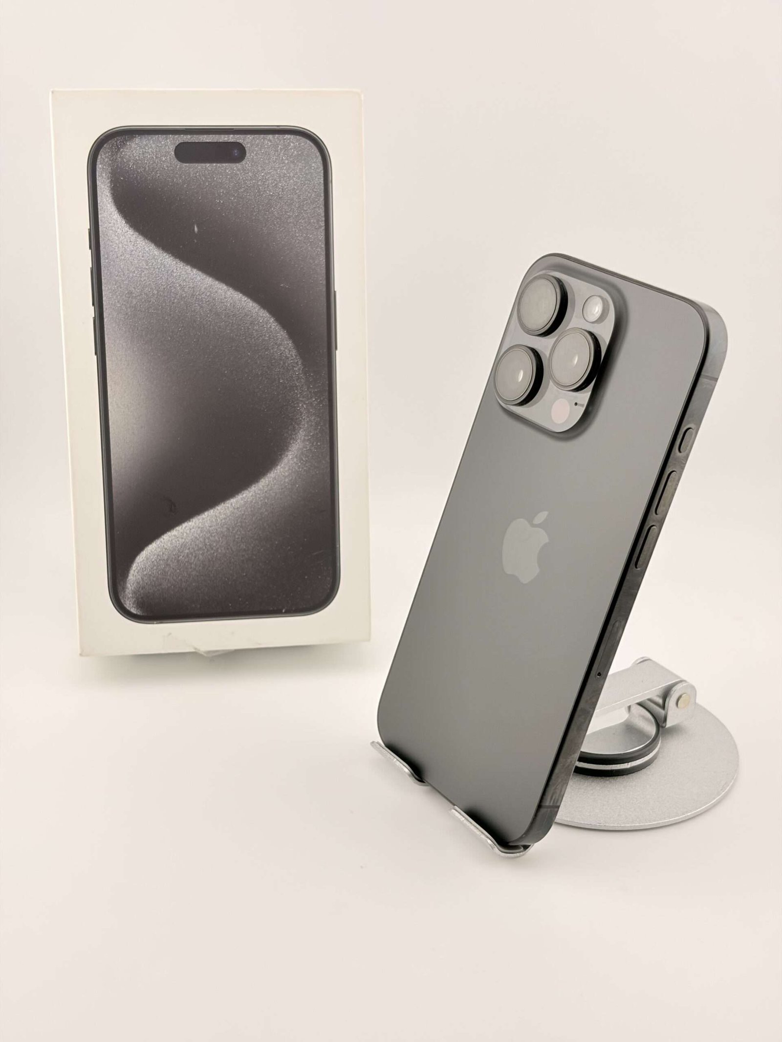 iPhone 15 Pro - 128GB Usato