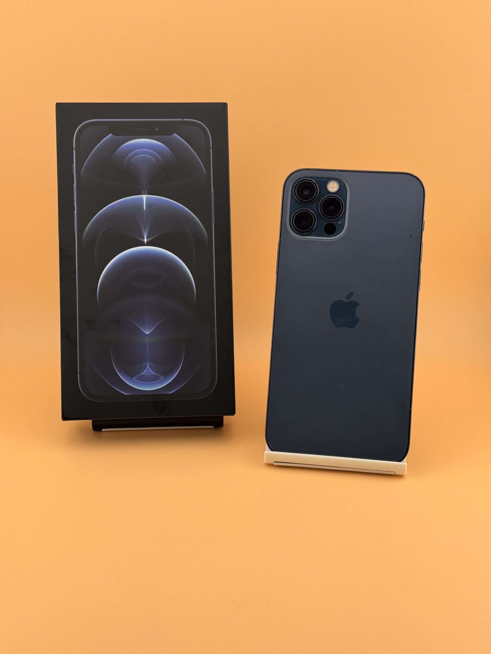 iPhone 12 Pro - 128GB Usato - immagine 3