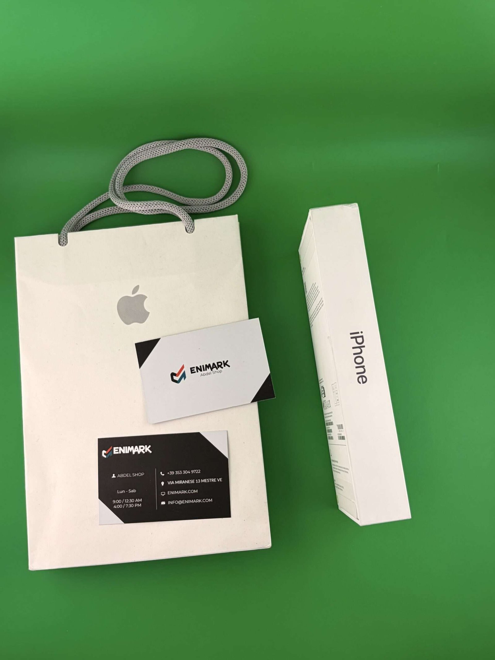 iPhone 17 Pro Max 256GB — Nuovo Deep Blue - immagine 2